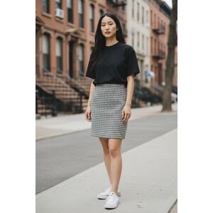 Escada Vintage Tweed Pencil Skirt Size 40 Wool Blend Lined Back Zip Chanel Quiet